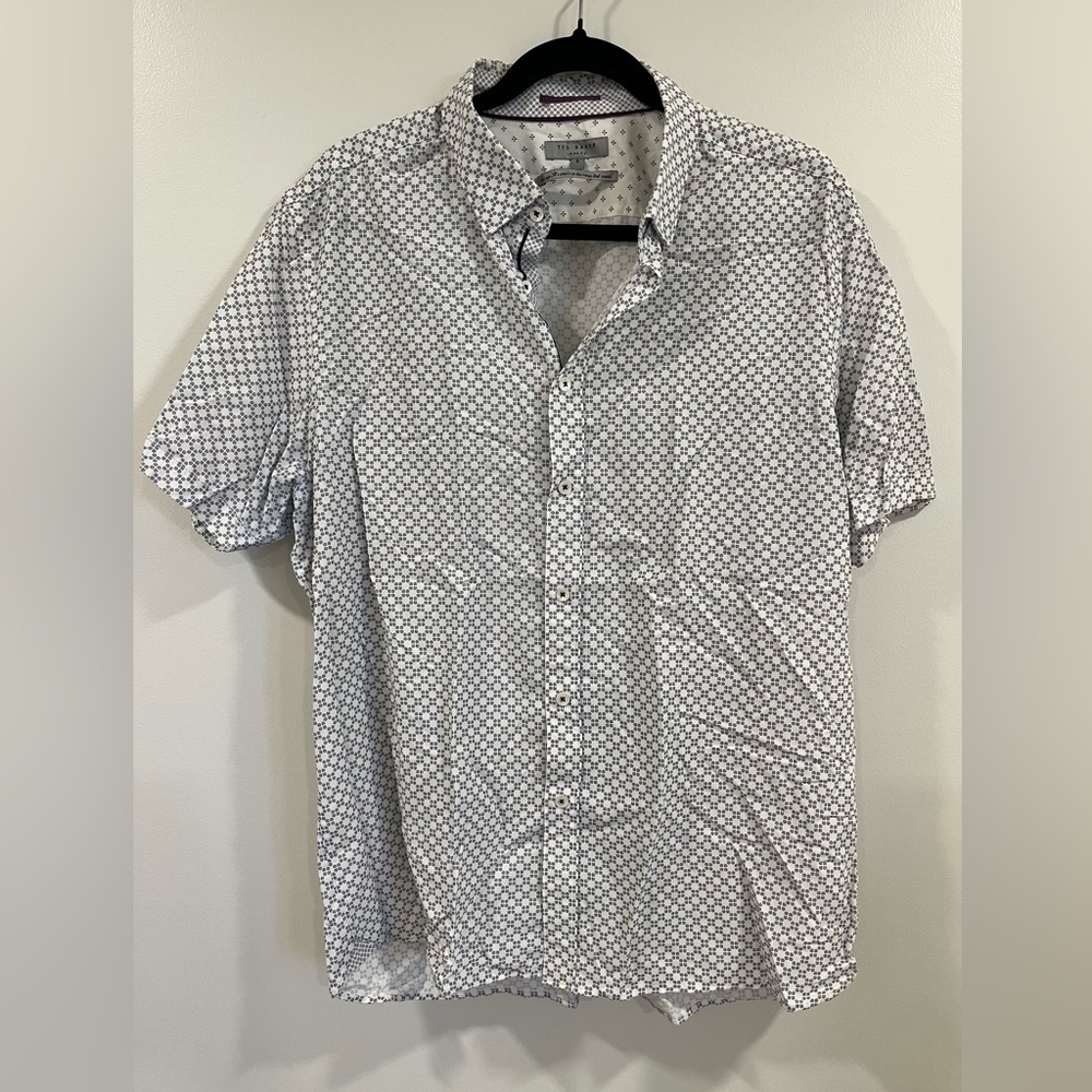 Ted Baker White and Black Geometric Shirt Size 6 (XL)